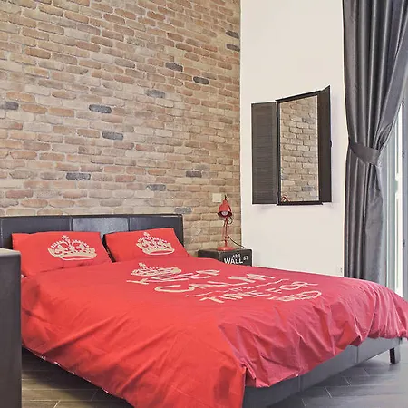 M99 Design Affittacamere