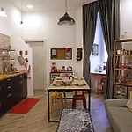 M99 Design Nápoly